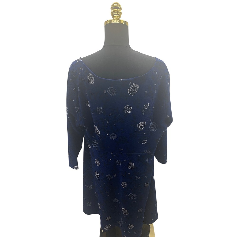 Torrid Blue Floral Rose Textured Knit Fit & Flare Dress Plus Size 2 2X 10417157 - Picture 4 of 7